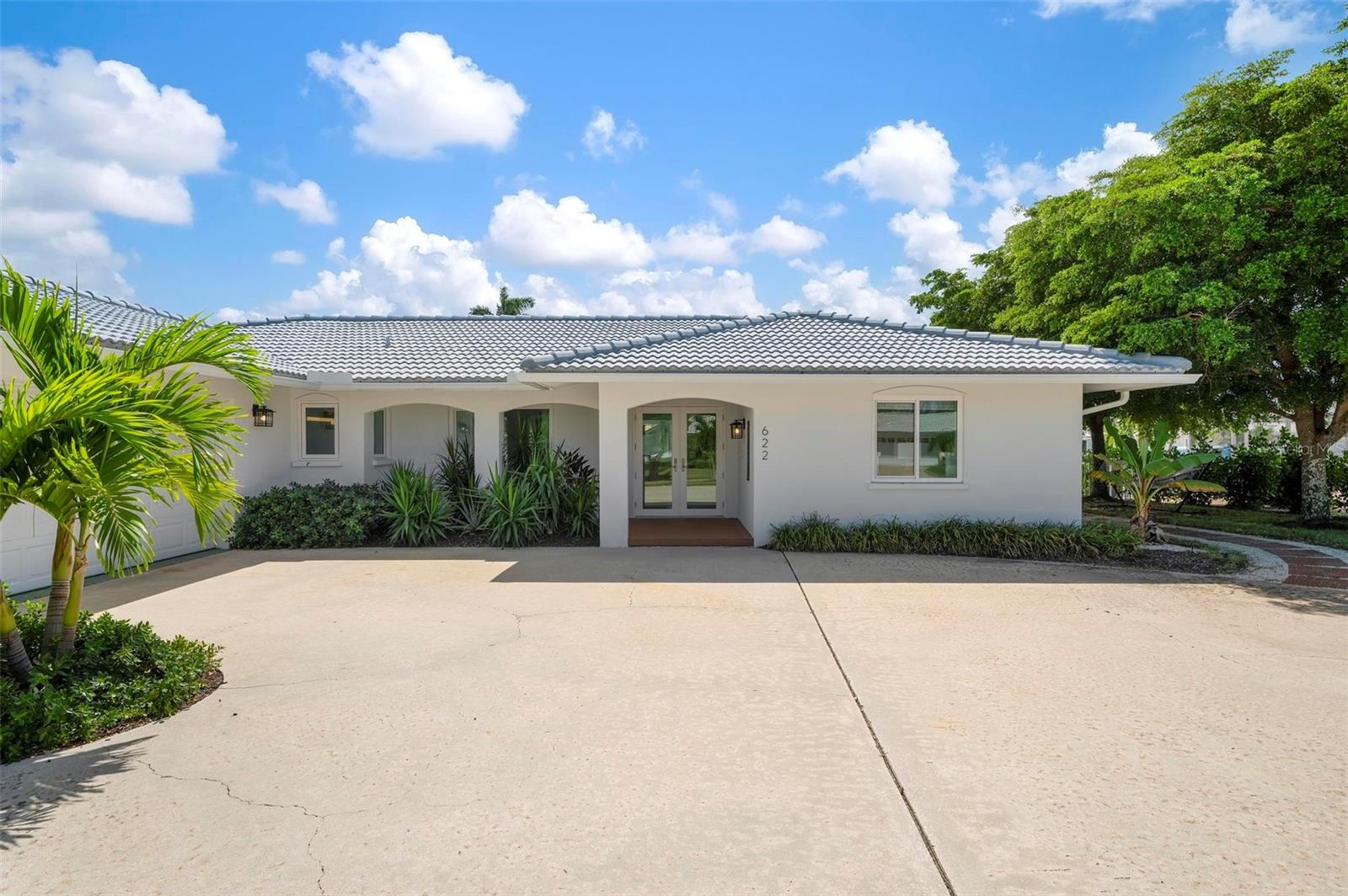 KEY ROYALE 11TH ADD - Residential