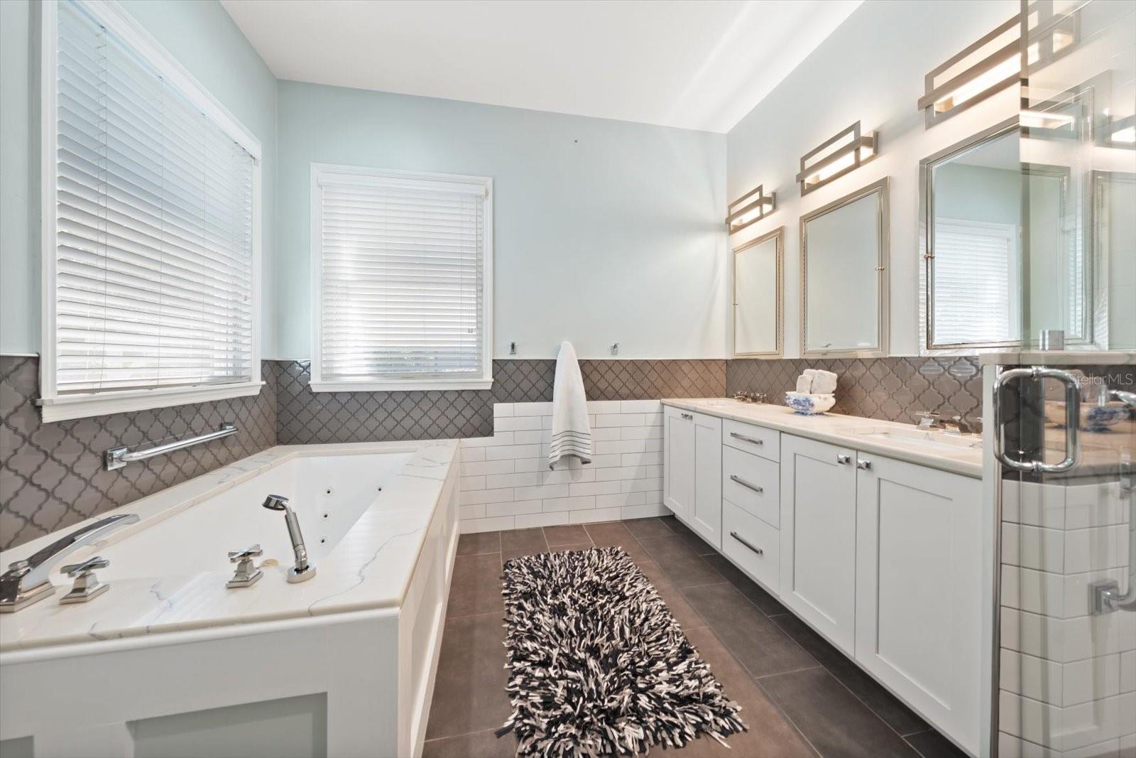 LANSDEN COURT - Residential