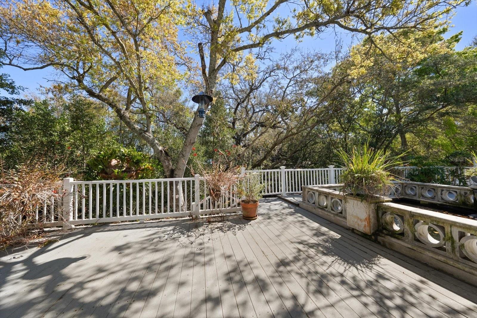 LANSDEN COURT - Residential