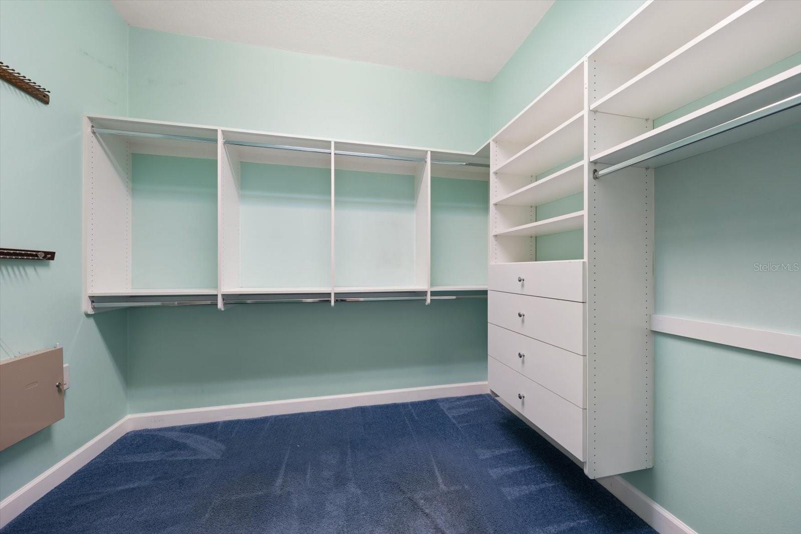 LANSDEN COURT - Residential