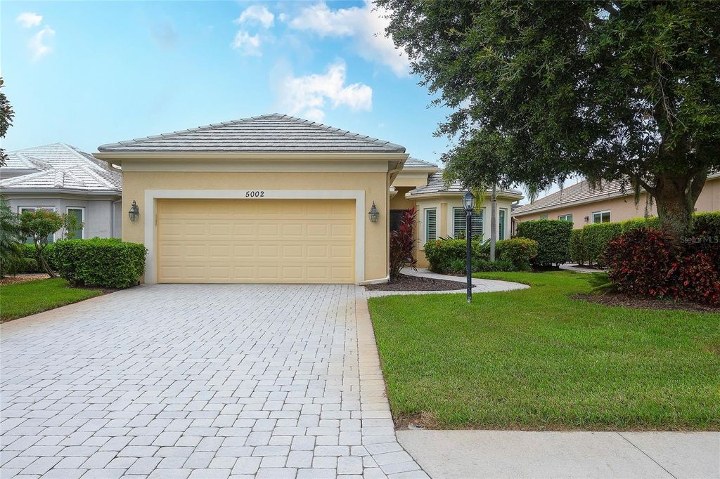 Photo of 5002 Tobermory Way, Bradenton, FL 34211 (MLS # A4664925)