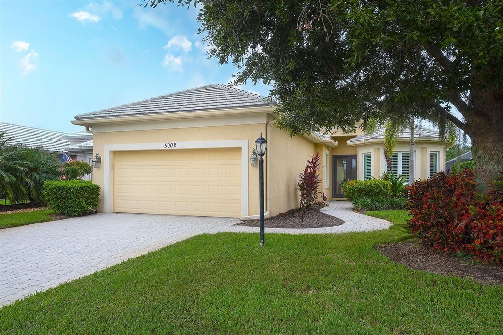 Photo of 5002 Tobermory Way, Bradenton, FL 34211 (MLS # A4664925)