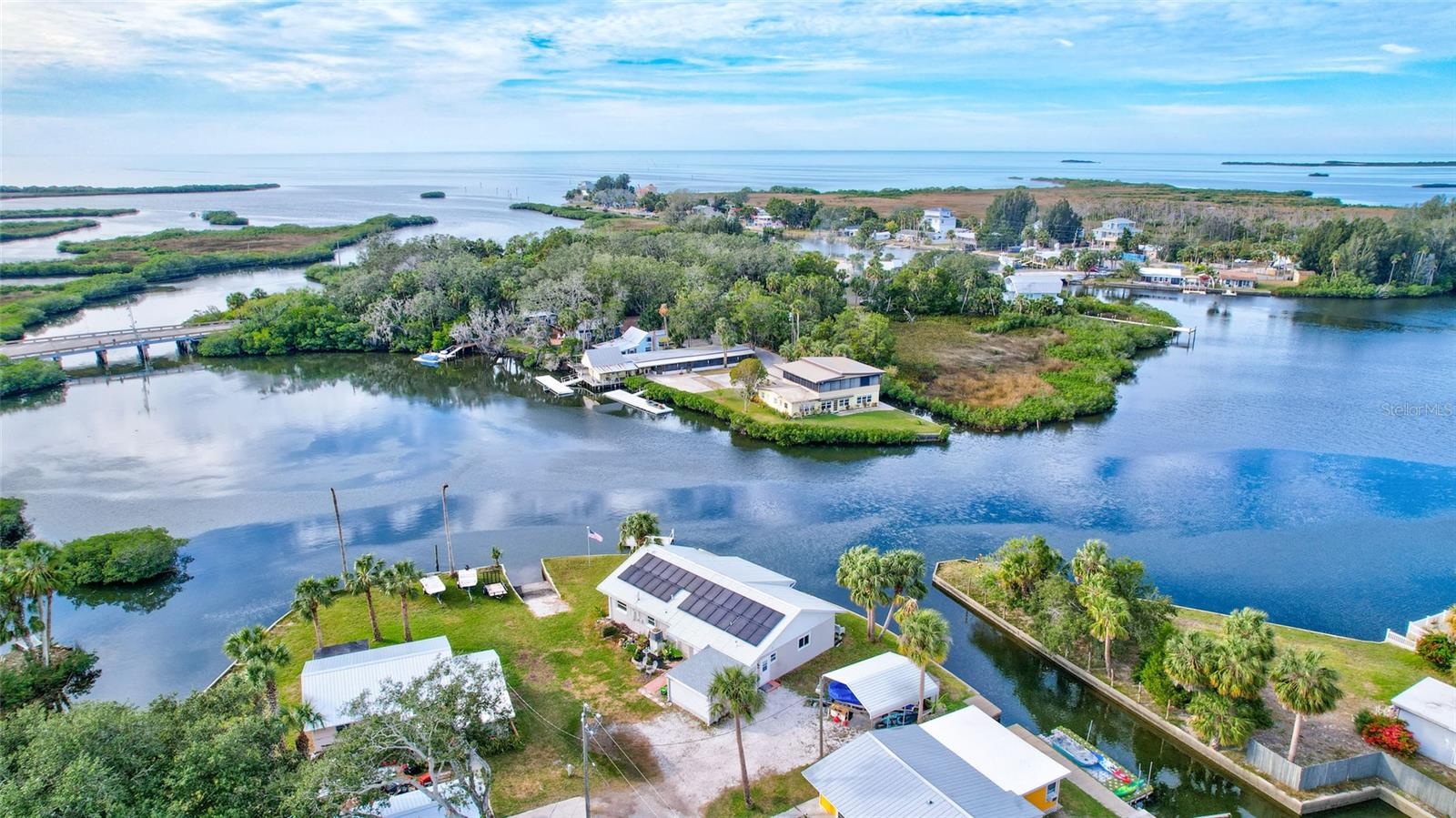 SUNSET ISLAND - Residential