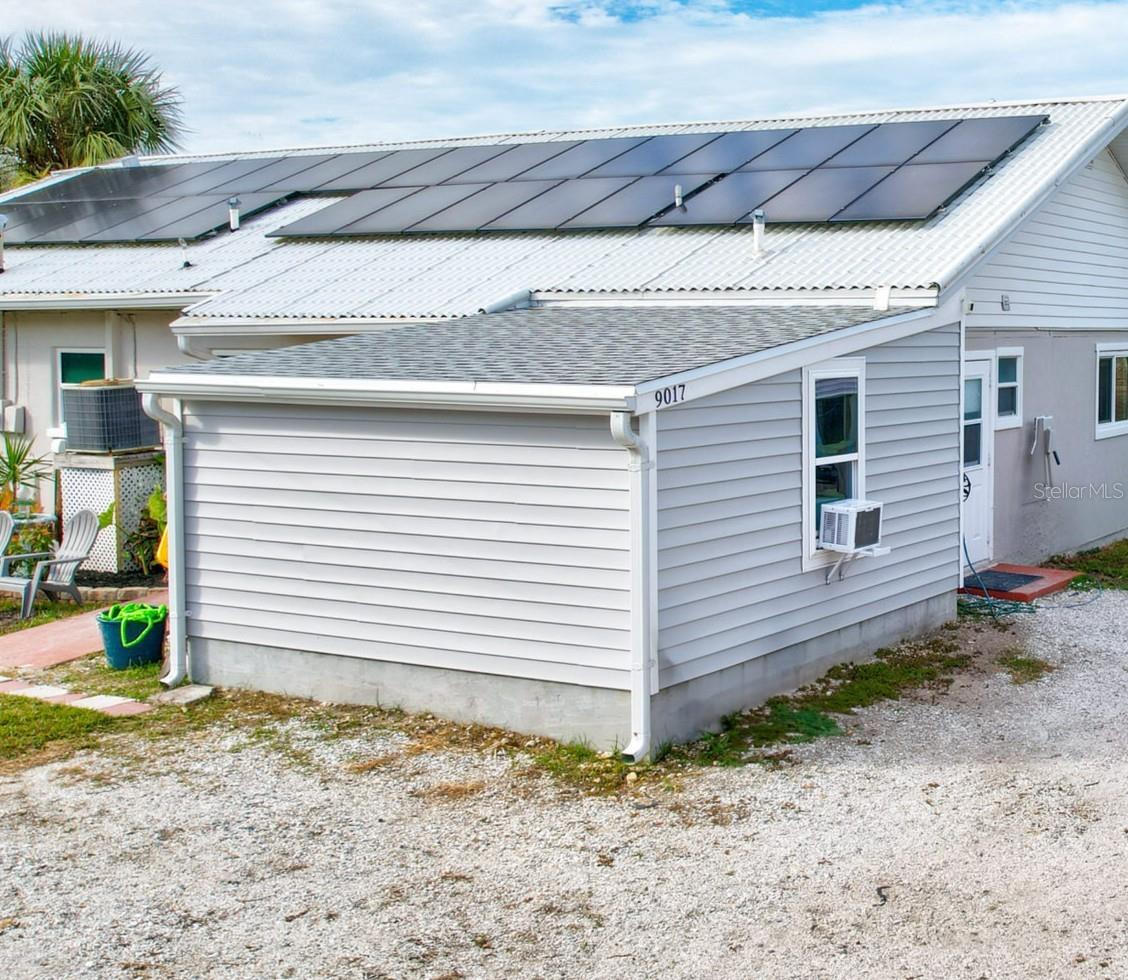 SUNSET ISLAND - Residential