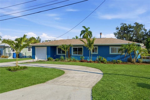 9460 Treasure Lane Ne, St Petersburg, FL 33702