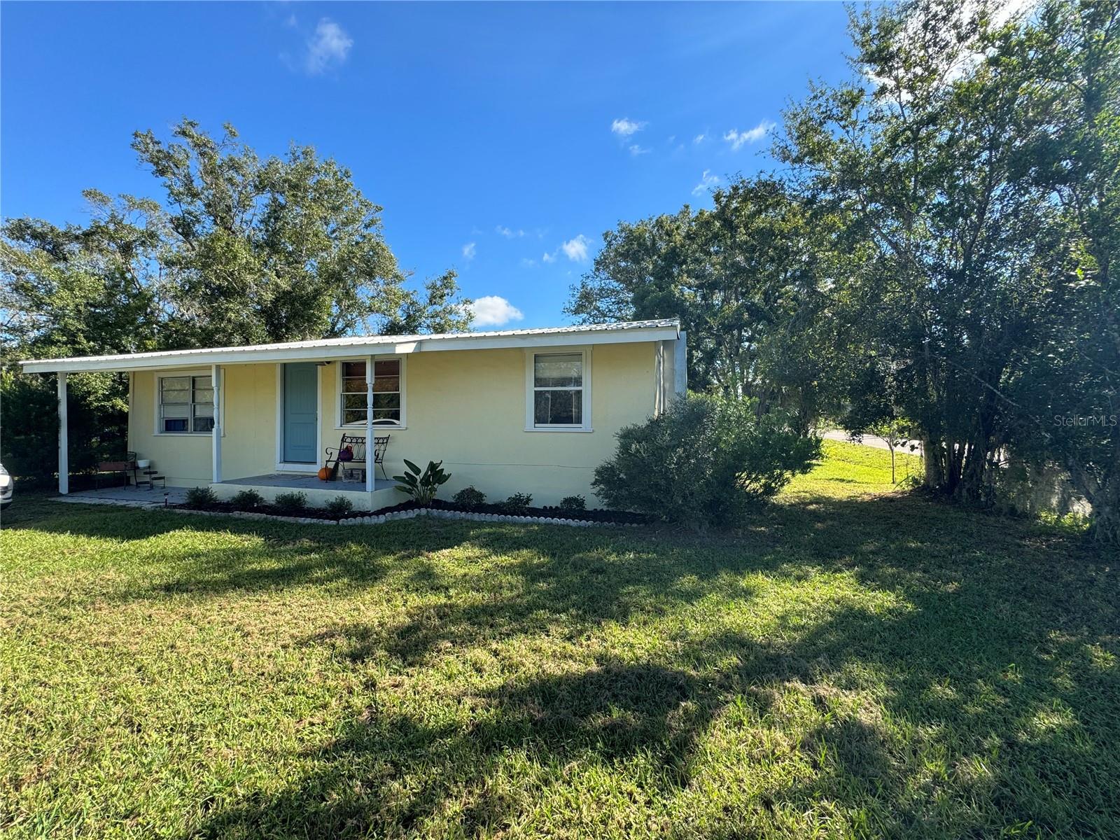 TROPICAL HOMES SUB - Residential