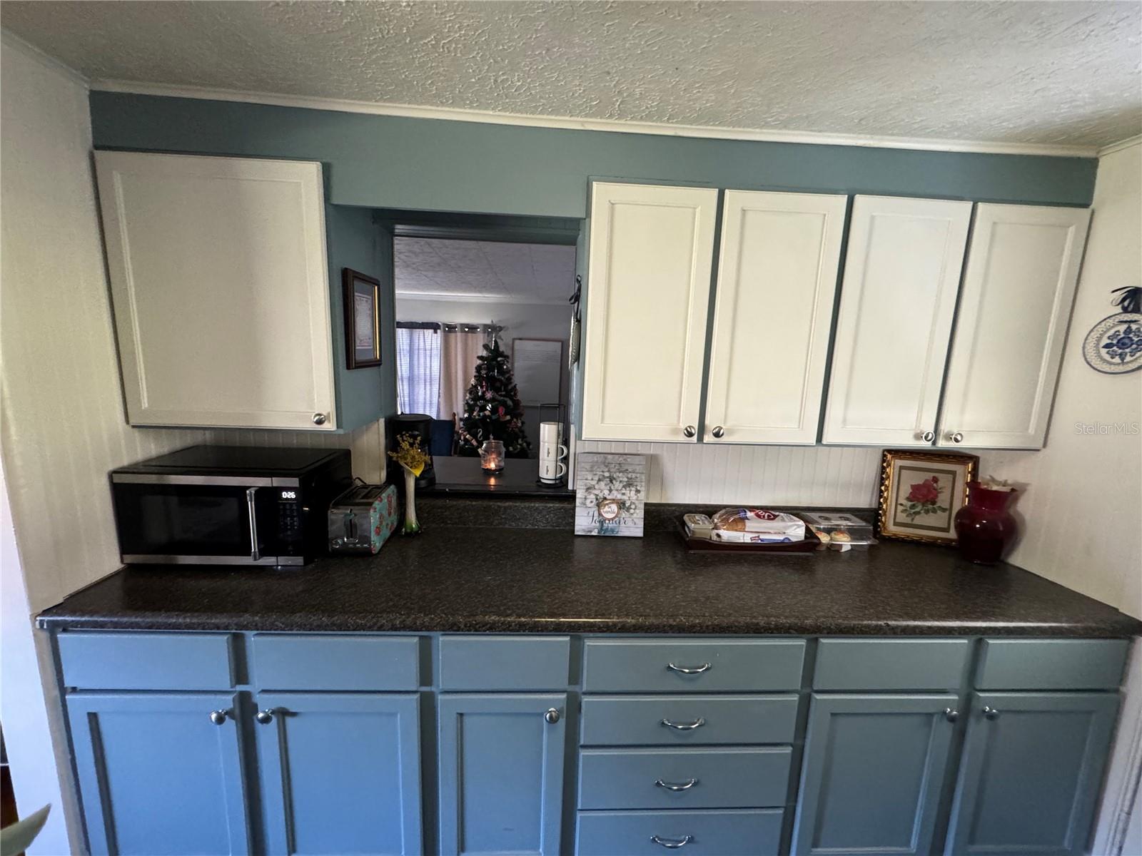 TROPICAL HOMES SUB - Residential