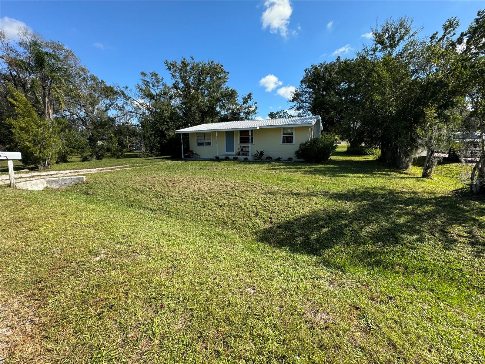 TROPICAL HOMES SUB - Residential