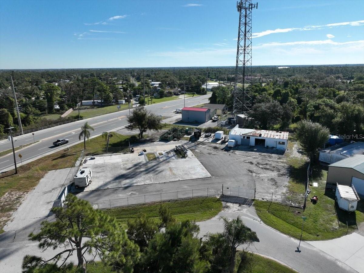 GROVELAND BEG AT NW COR - Land