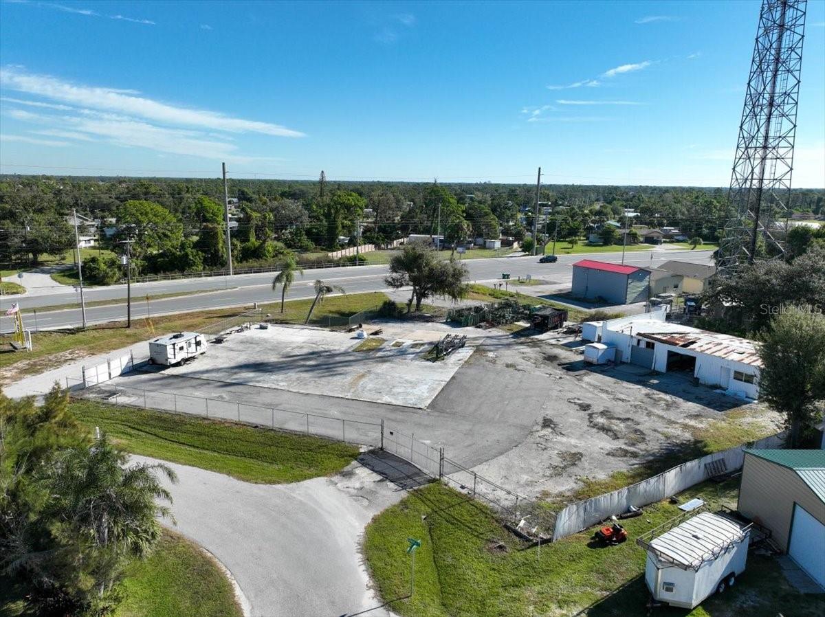 GROVELAND BEG AT NW COR - Land