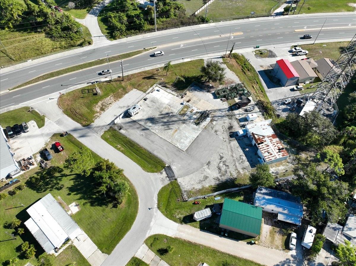 GROVELAND BEG AT NW COR - Land