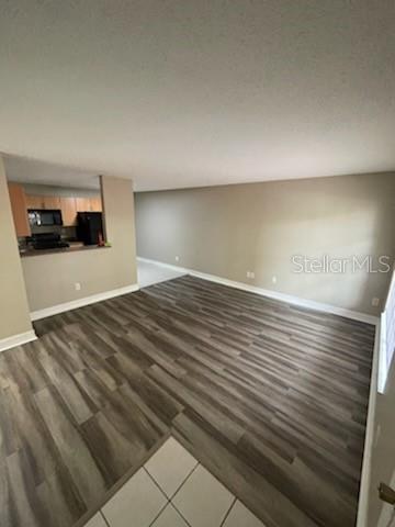 GLENDALE VILLAS A CONDO - Residential Lease