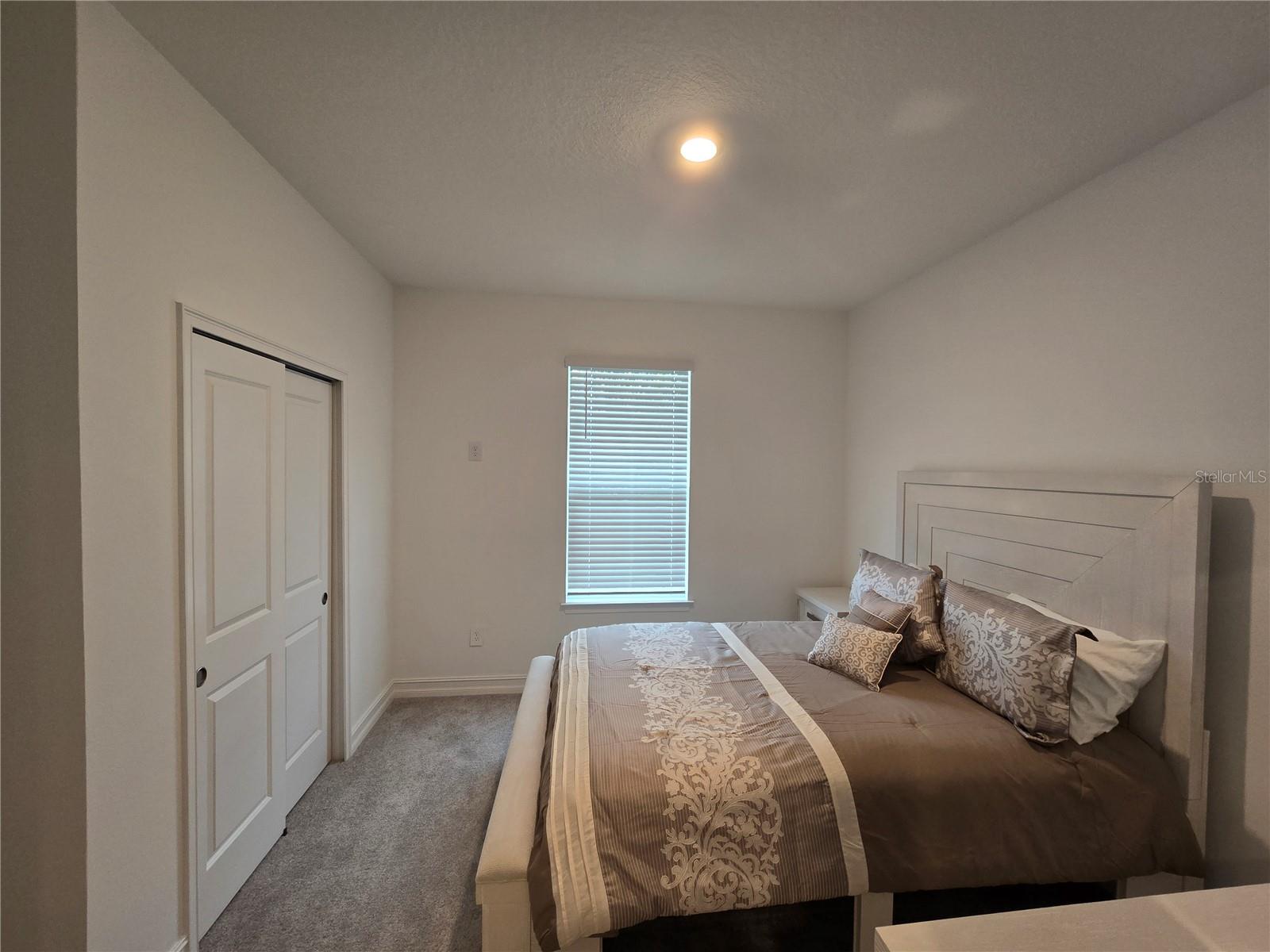 STONEGATE PRESERVE IA - Residential Lease