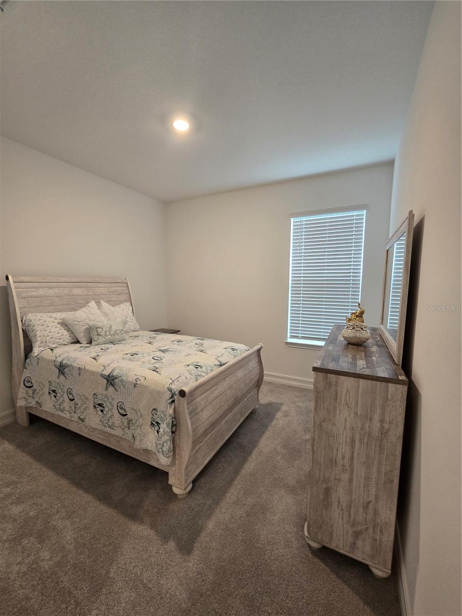 STONEGATE PRESERVE IA - Residential Lease