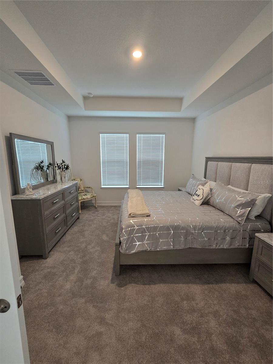 STONEGATE PRESERVE IA - Residential Lease