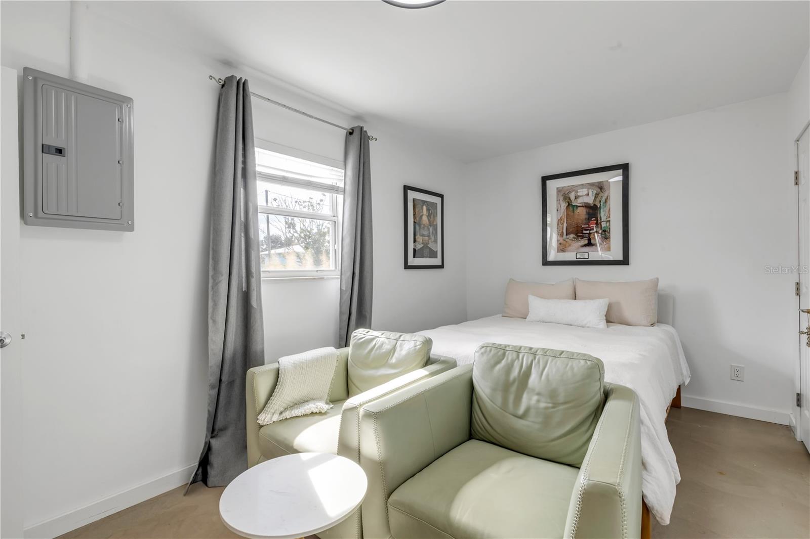 DETWILERS ADD 01 NEW SMYRNA BCH - Residential