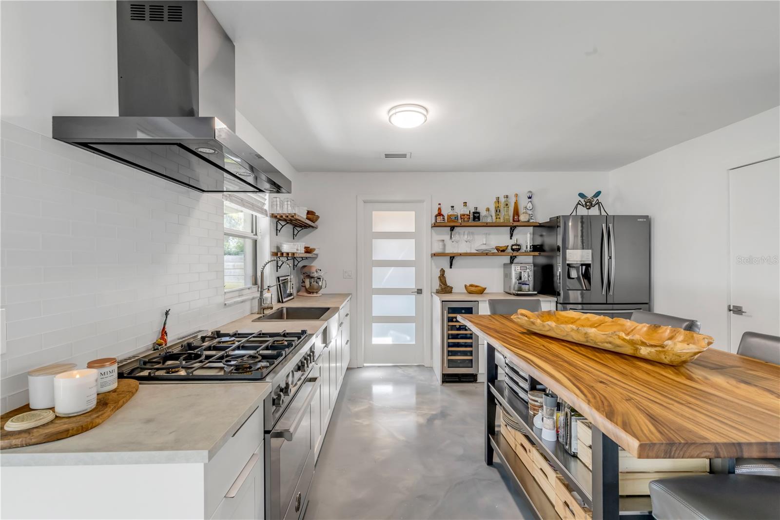 DETWILERS ADD 01 NEW SMYRNA BCH - Residential