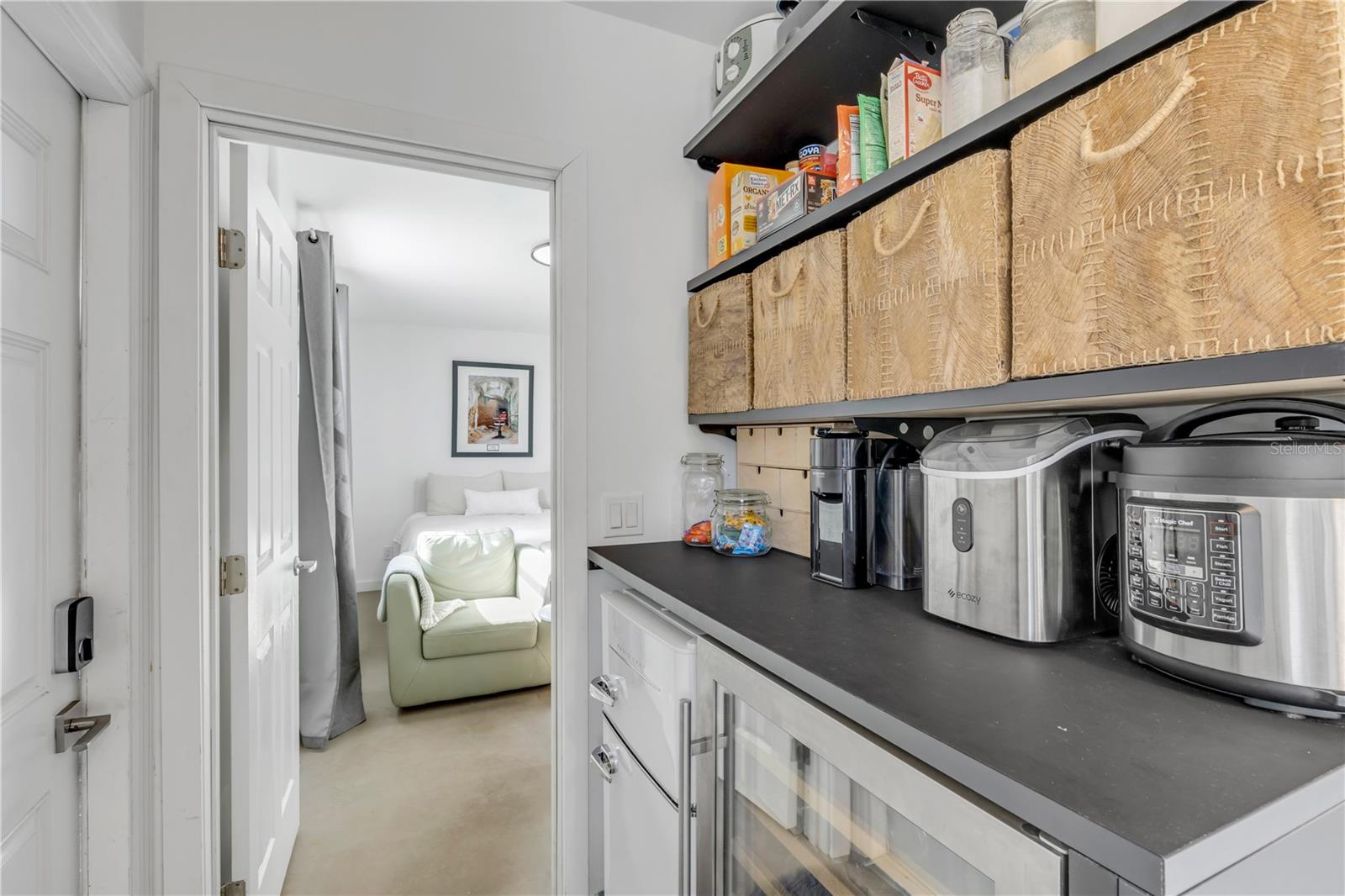 DETWILERS ADD 01 NEW SMYRNA BCH - Residential