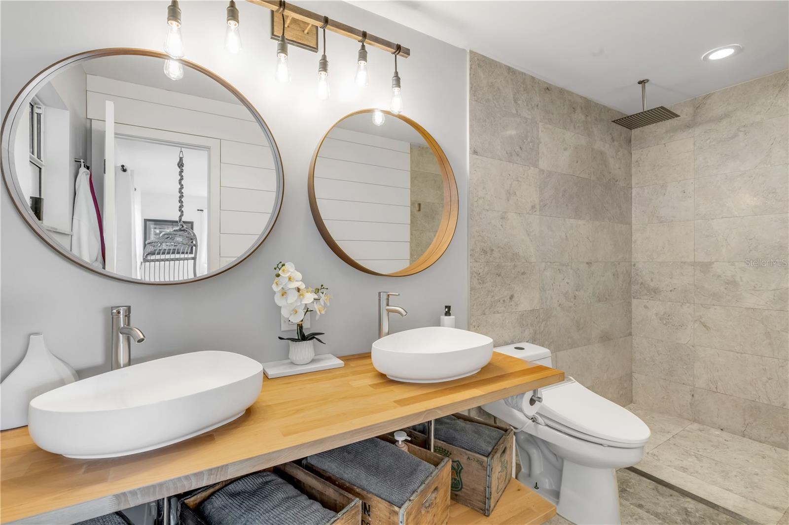 DETWILERS ADD 01 NEW SMYRNA BCH - Residential