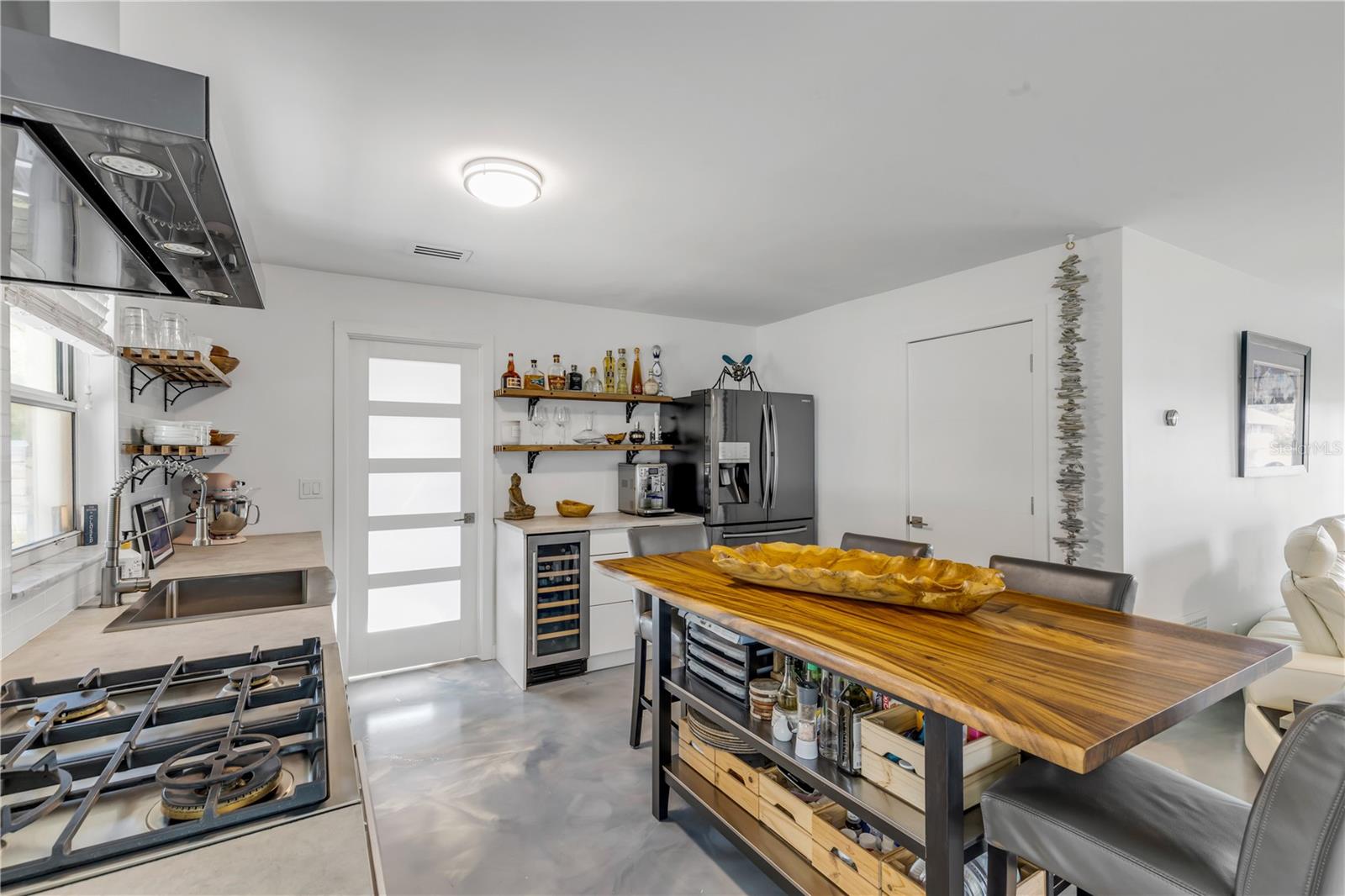 DETWILERS ADD 01 NEW SMYRNA BCH - Residential