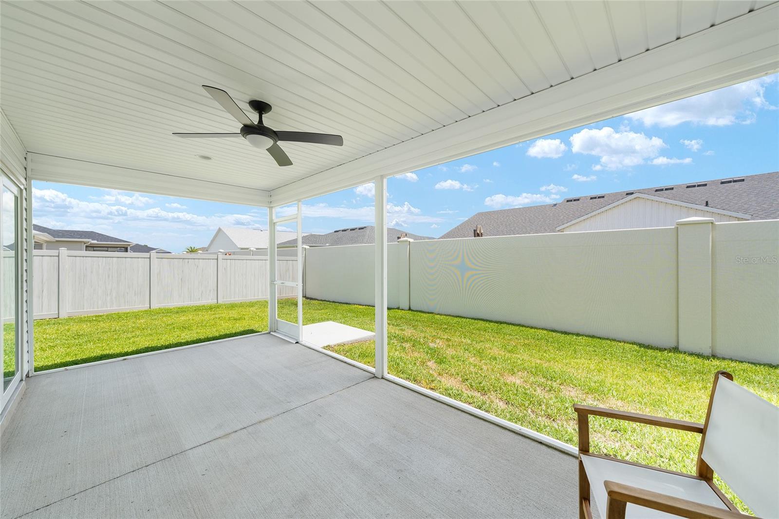 VILLAGES/SOUTHERN OAKS UN 150 - Residential