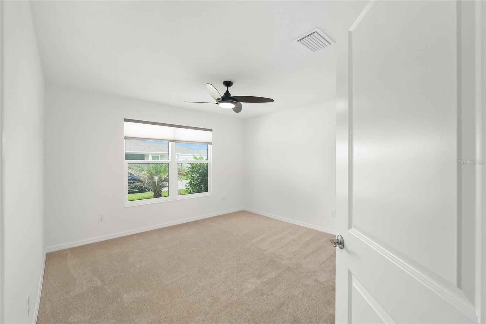 VILLAGES/SOUTHERN OAKS UN 150 - Residential