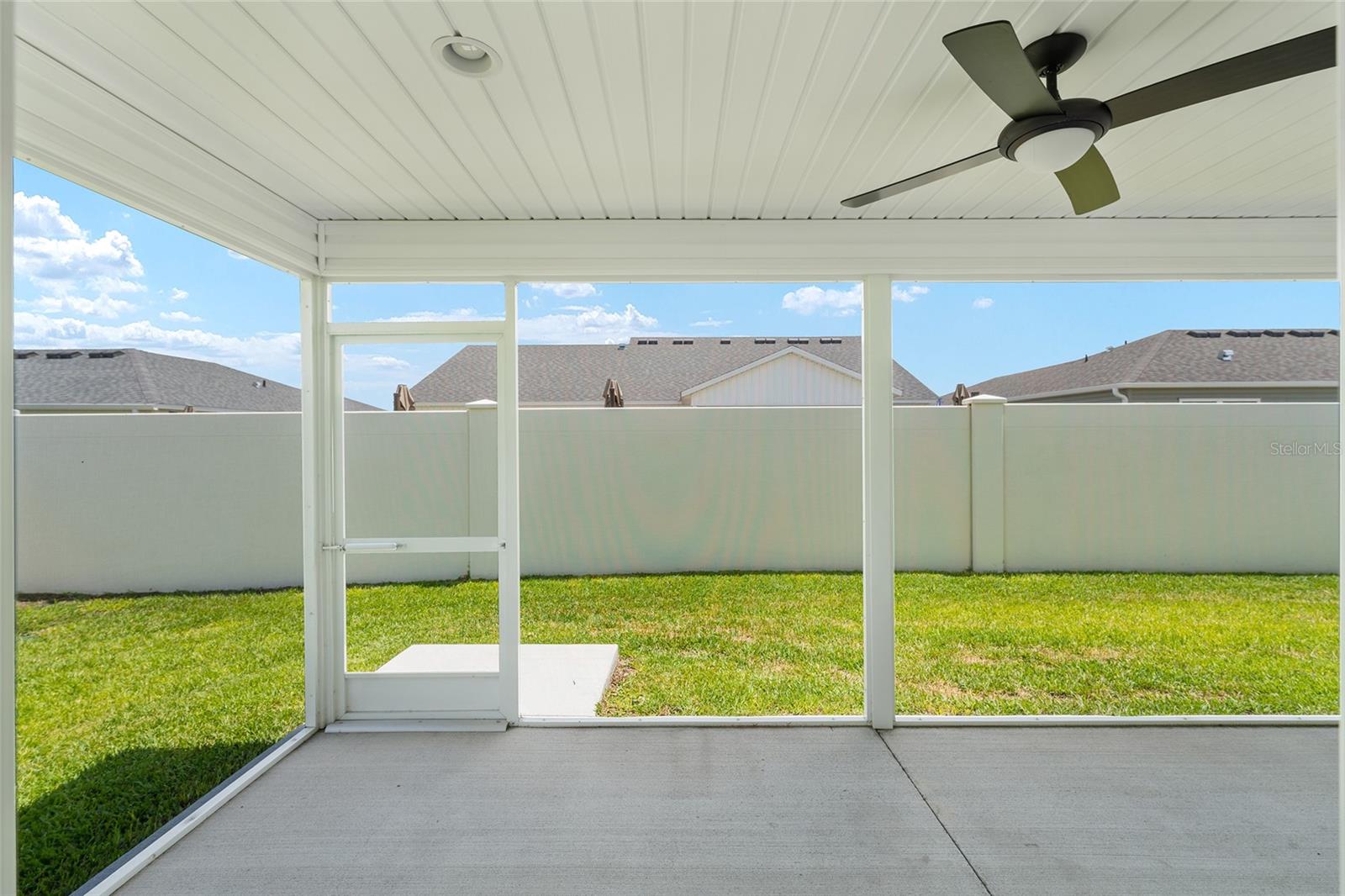 VILLAGES/SOUTHERN OAKS UN 150 - Residential