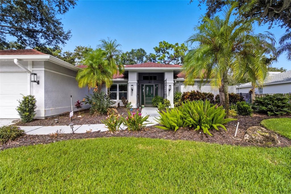 Photo of 4709 Meadowview Circle, Sarasota, FL 34233 (MLS # A4667036)