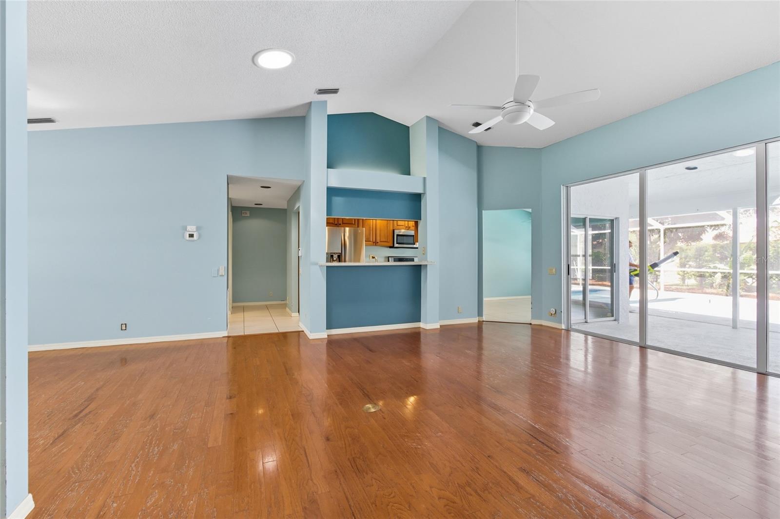 SOUTHFIELD - Residential