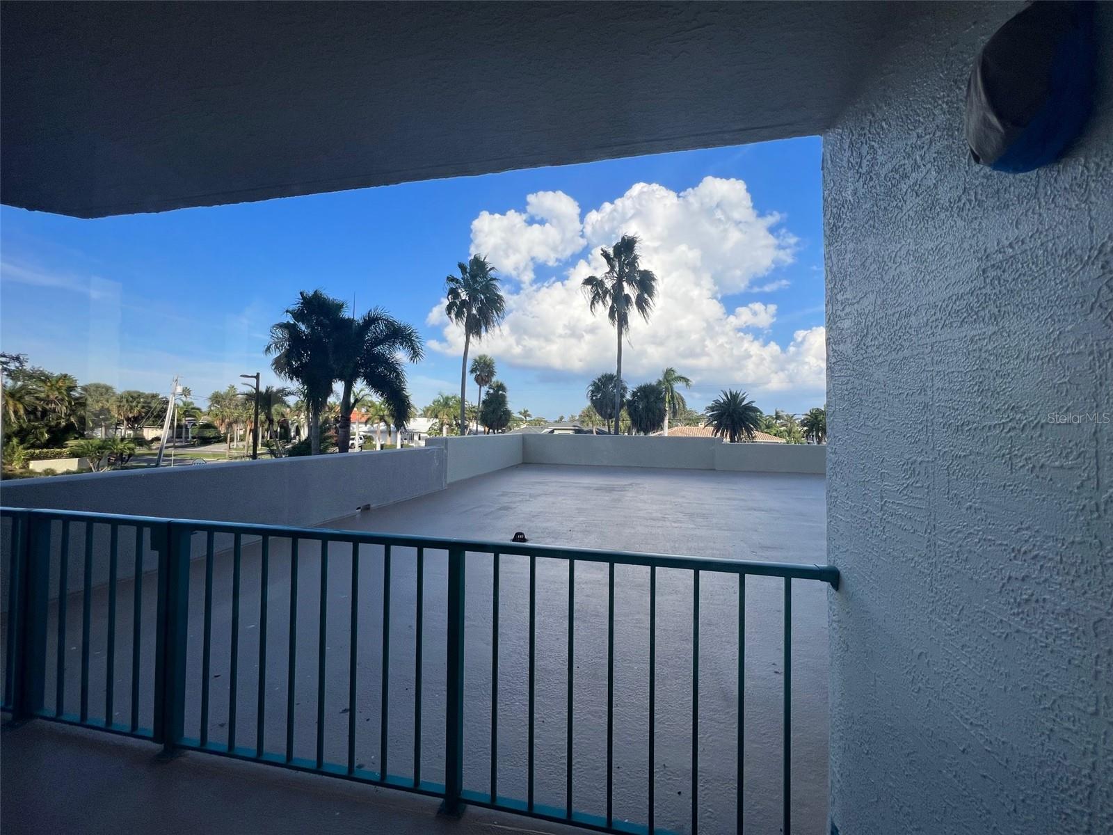 SUNWATCH ON ISLAND ESTATES - Residential Lease