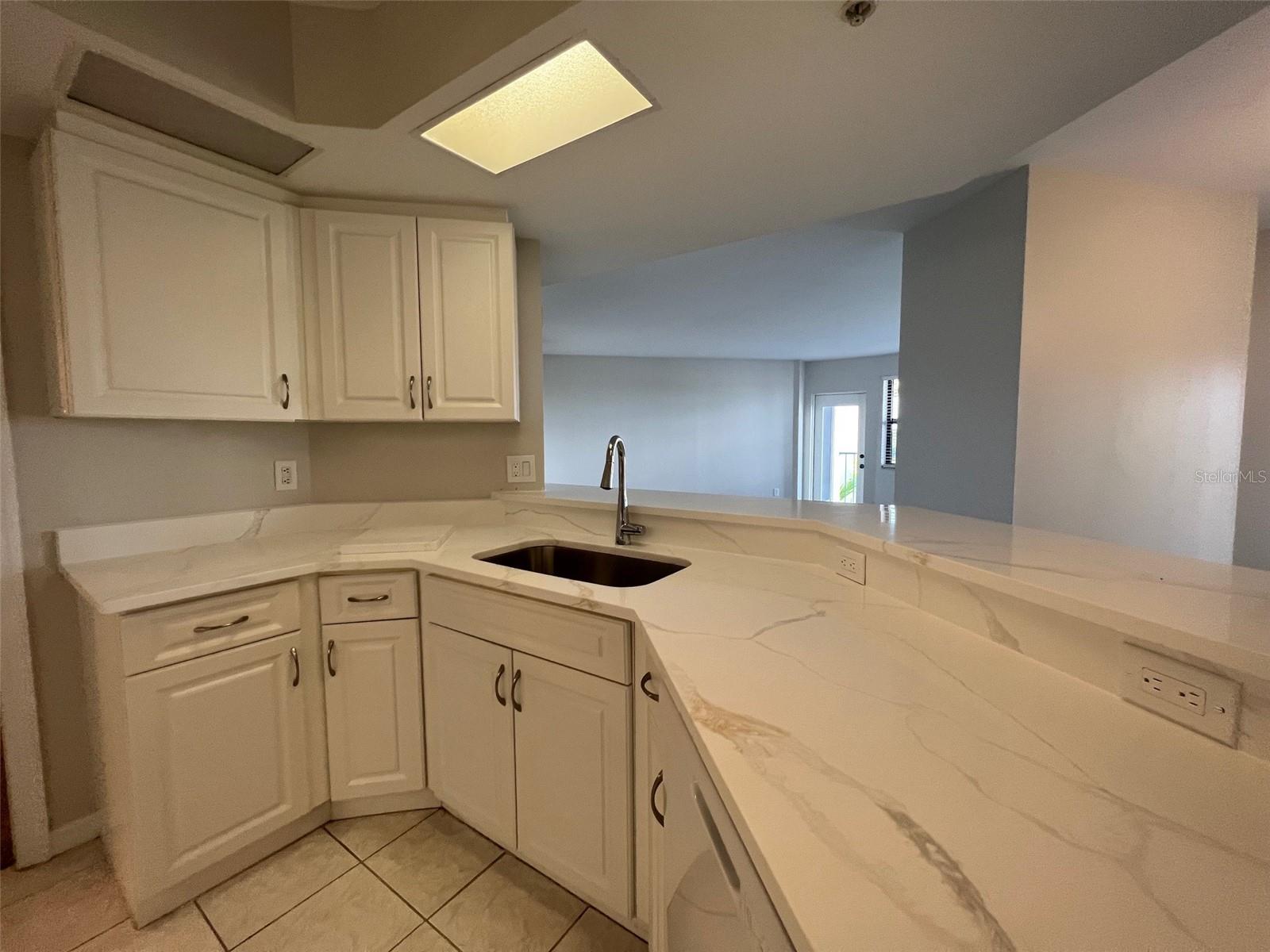 SUNWATCH ON ISLAND ESTATES - Residential Lease