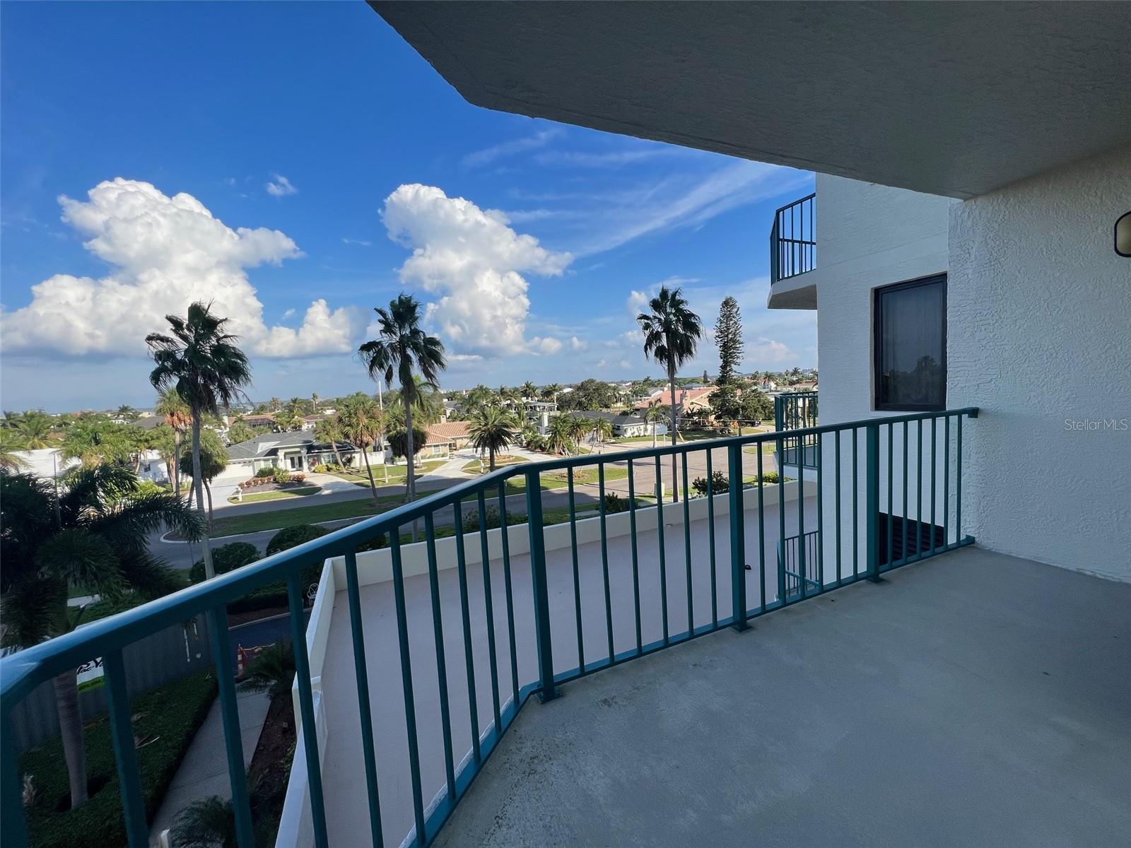 SUNWATCH ON ISLAND ESTATES - Residential Lease