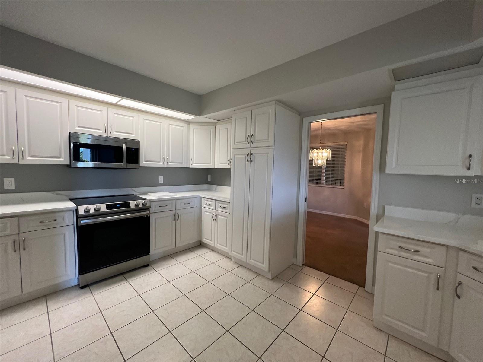 SUNWATCH ON ISLAND ESTATES - Residential Lease