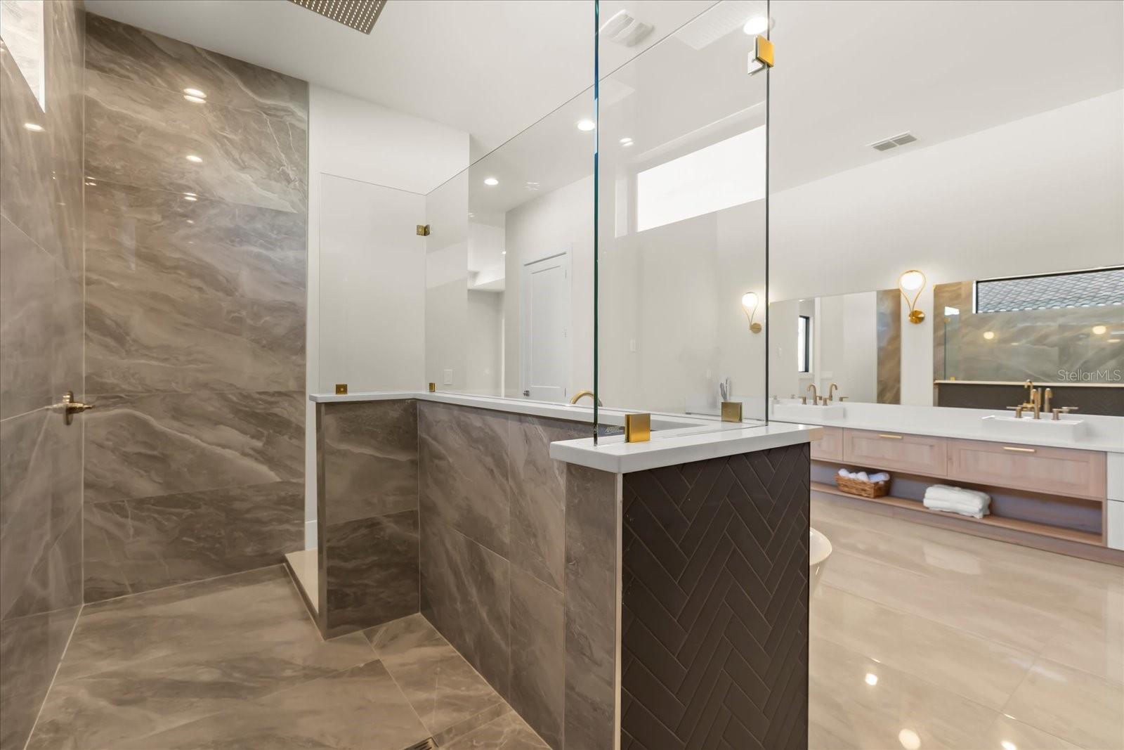 BELLA COLLINA SUB - Residential