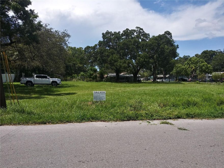 ATTENTION BUILDERS!!!! This is a TRIPLE LOT with one of the lots being a corner lot! All flat, dry land, flood zone X, zoned RSC-50 in beautiful West Tampa close to Tampa Lowry Park Zoo, Raymond James Stadium, Busch Gardens, Midtown, Restaurants and shopping plazas and MORE!