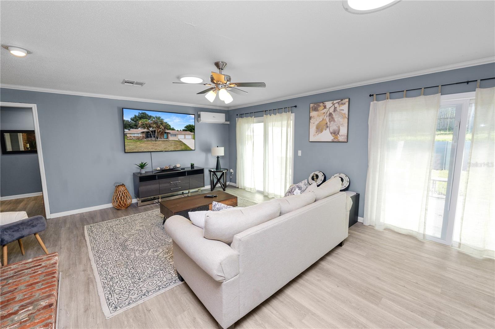 ARIANA HILLS - Residential