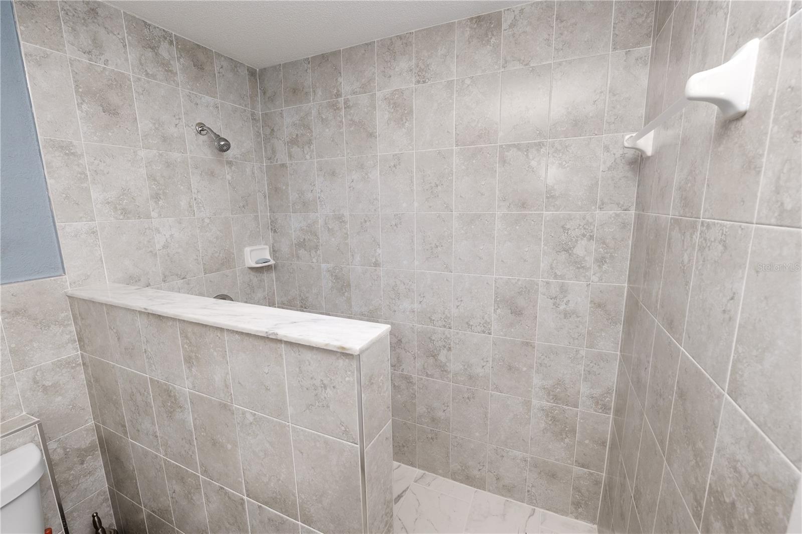 ARIANA HILLS - Residential