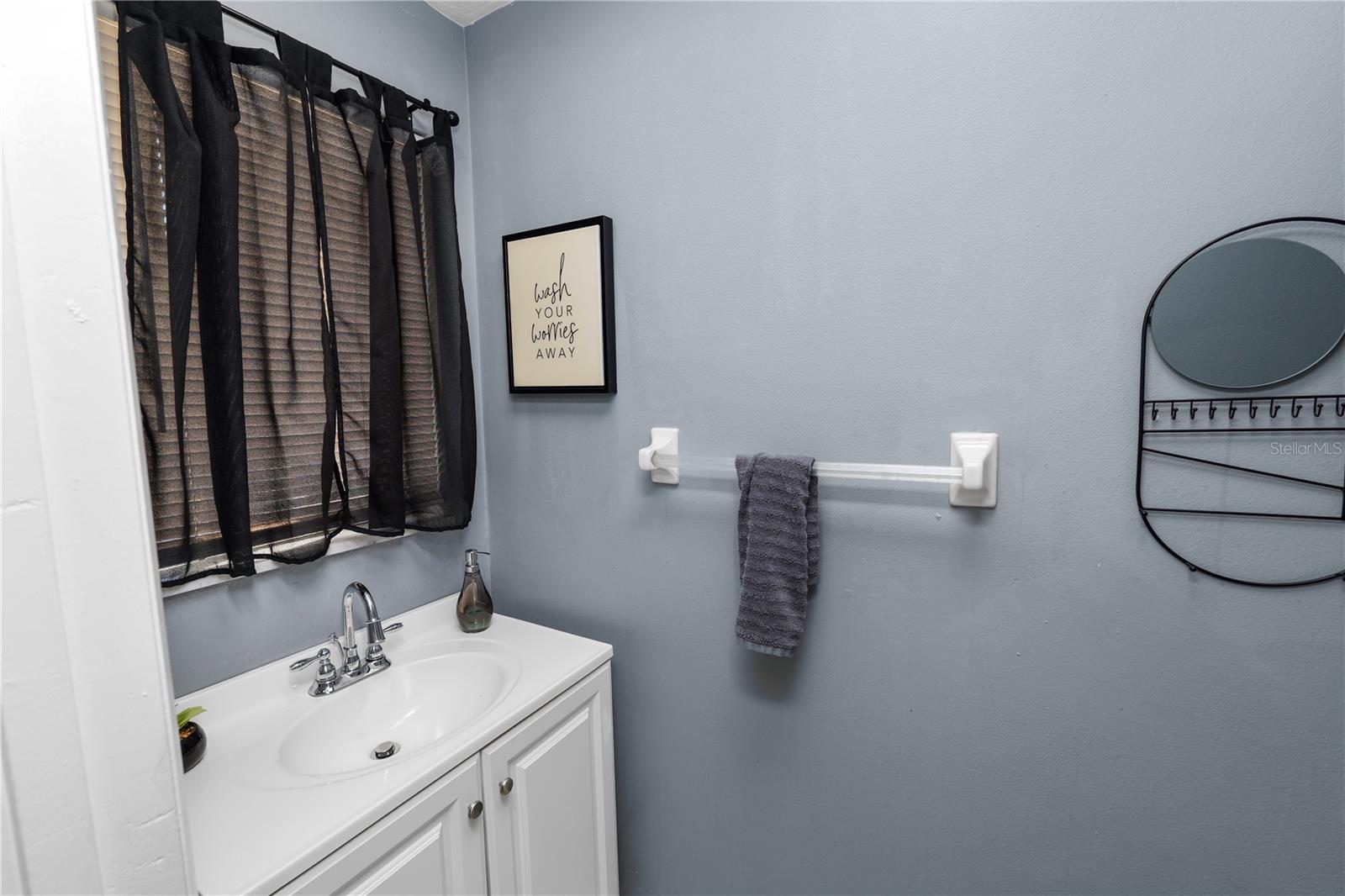 ARIANA HILLS - Residential