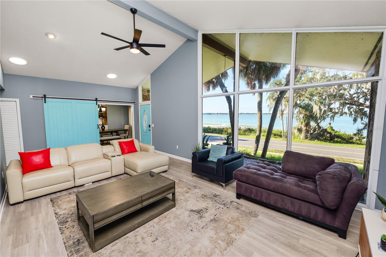 ARIANA HILLS - Residential