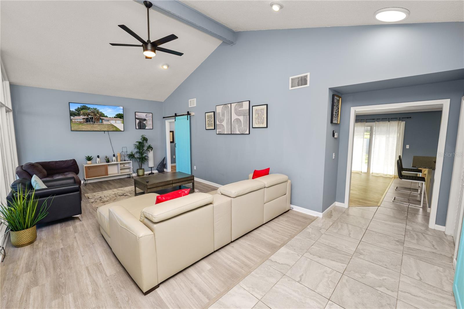 ARIANA HILLS - Residential