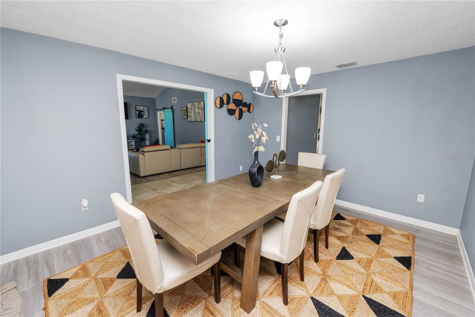 ARIANA HILLS - Residential