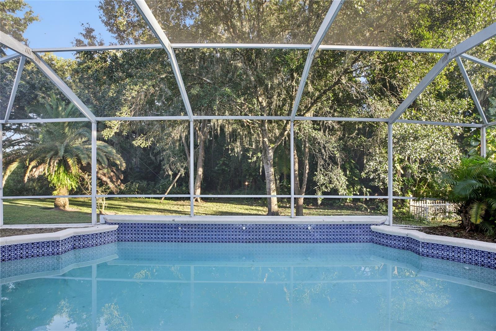 6767 CHERRY GROVE CIR