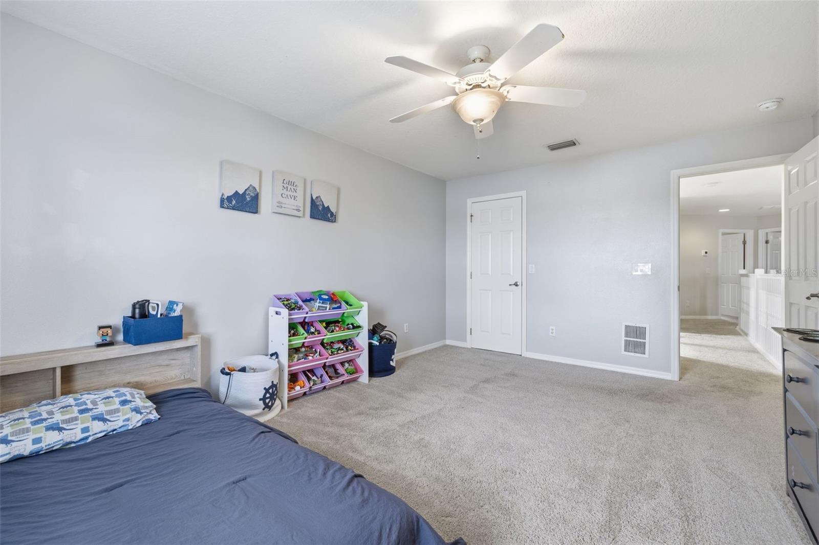 COUNTRY MEADOWS PH I - Residential