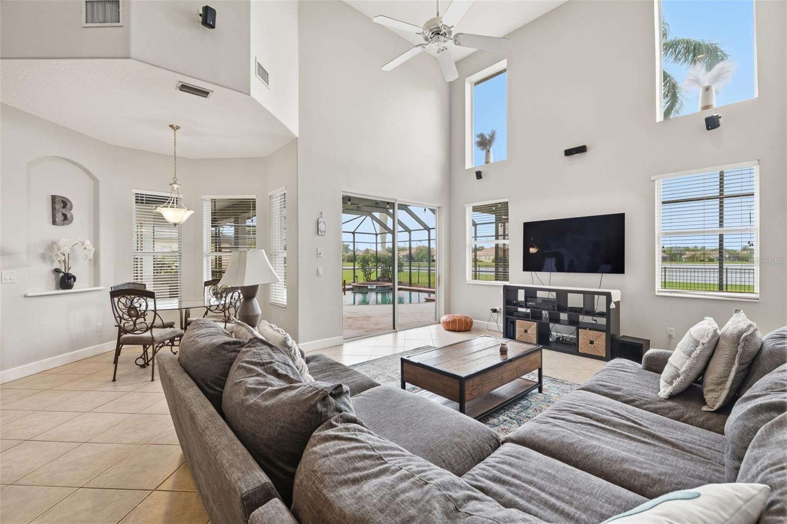 COUNTRY MEADOWS PH I - Residential