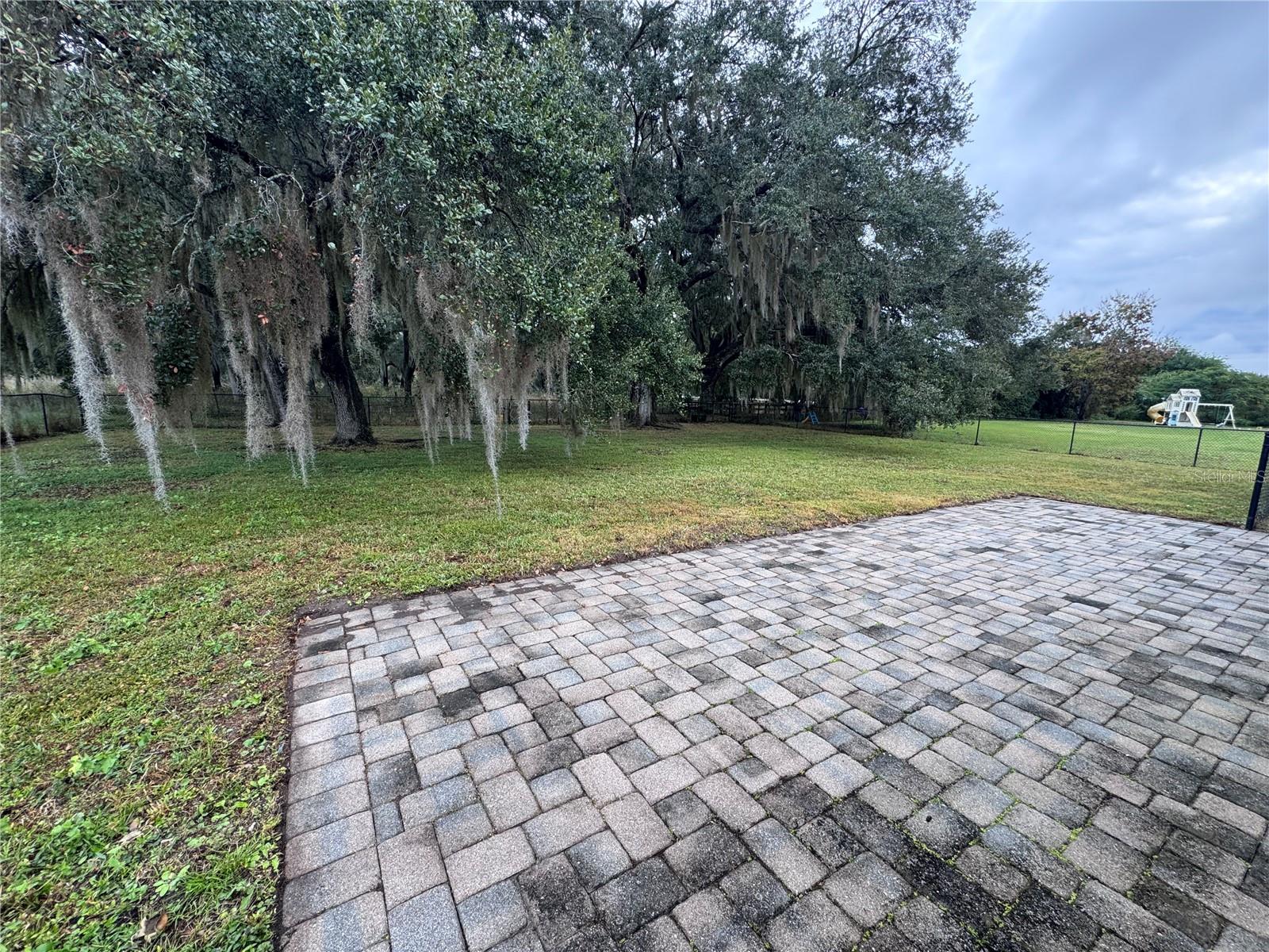 EAST LAKE RESERVE AT NARCOOSSEE UNIT 2 - Residential Lease