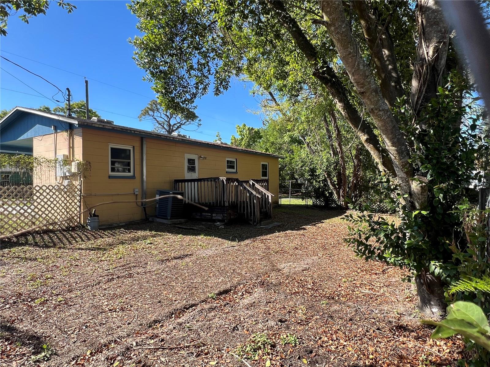 TAMPA OVERLOOK - Residential