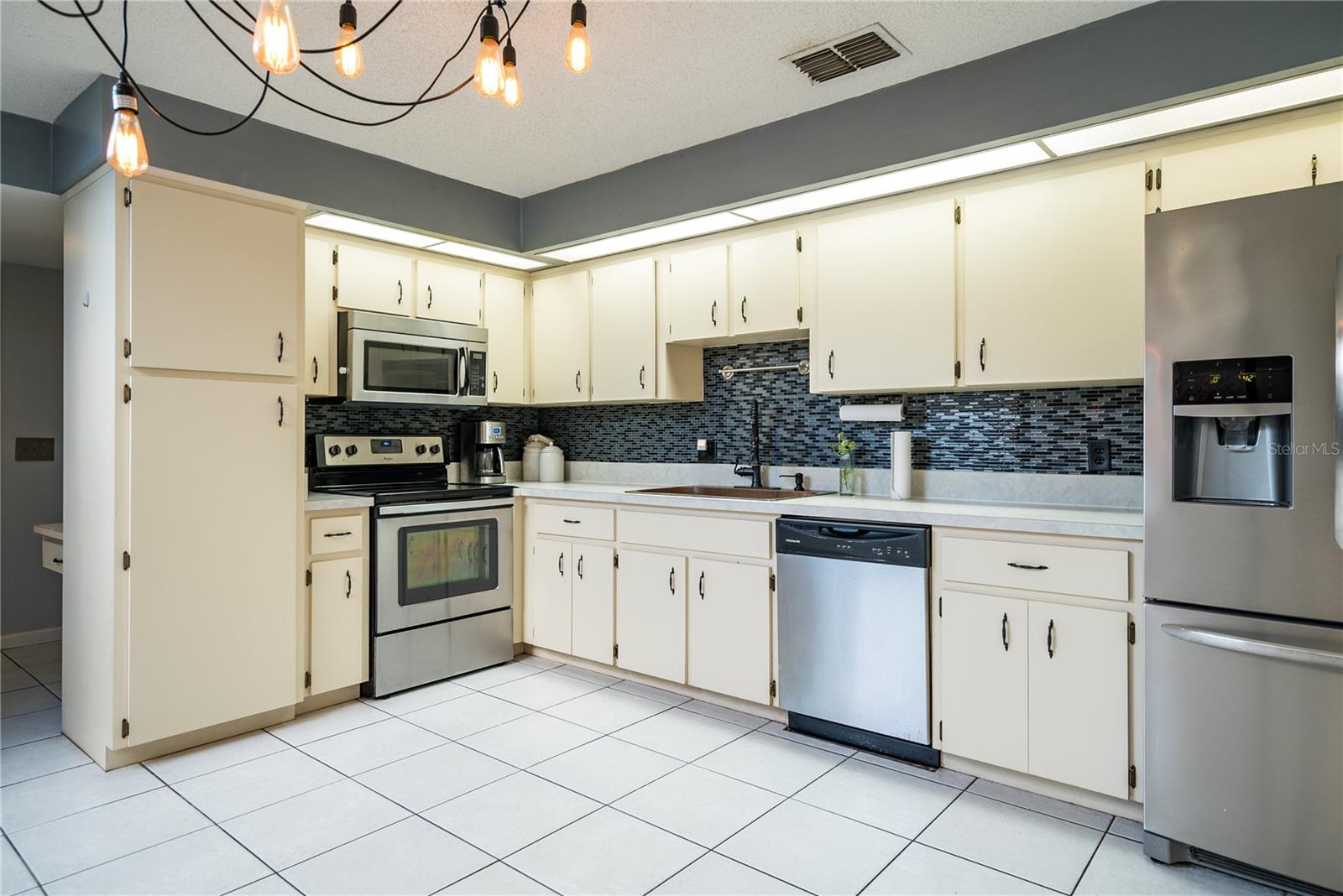 CYPRESS LANDING PH 02 - Residential