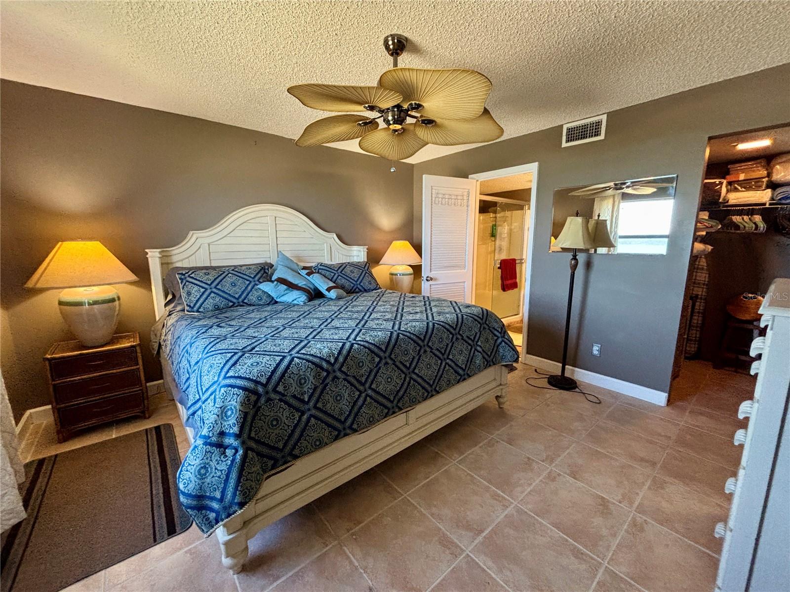 SEABRIDGE CONDO - Residential Lease