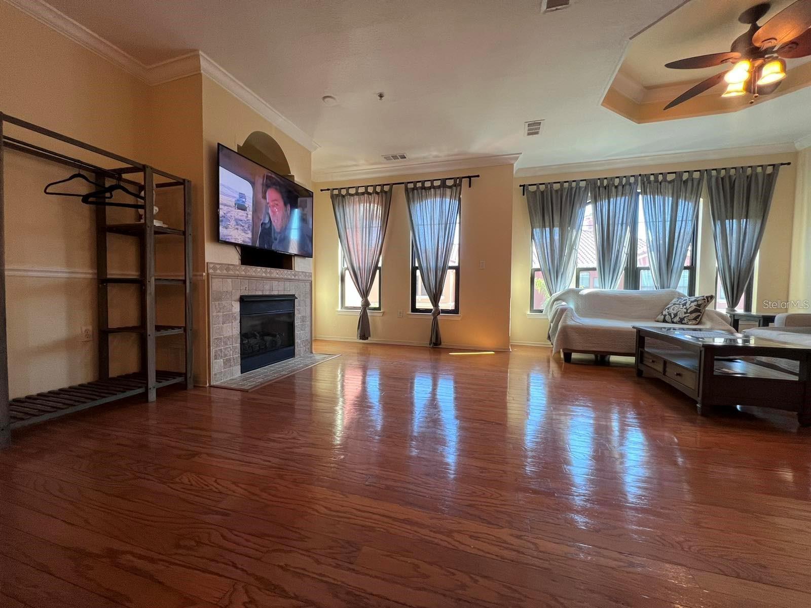 GRAND BELLAGIO AT BAYWATCH CONDO THE - Residential Lease