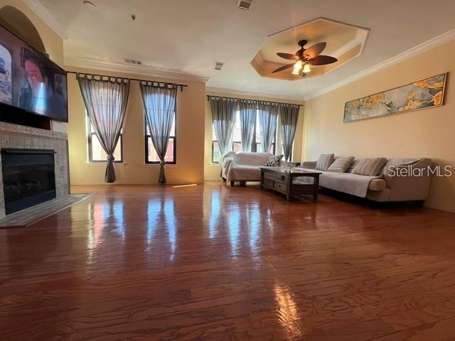 GRAND BELLAGIO AT BAYWATCH CONDO THE - Residential Lease